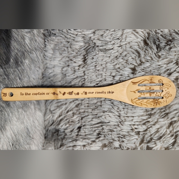 Engraved Wooden Spoon for Mom - Picture 7 of 7
